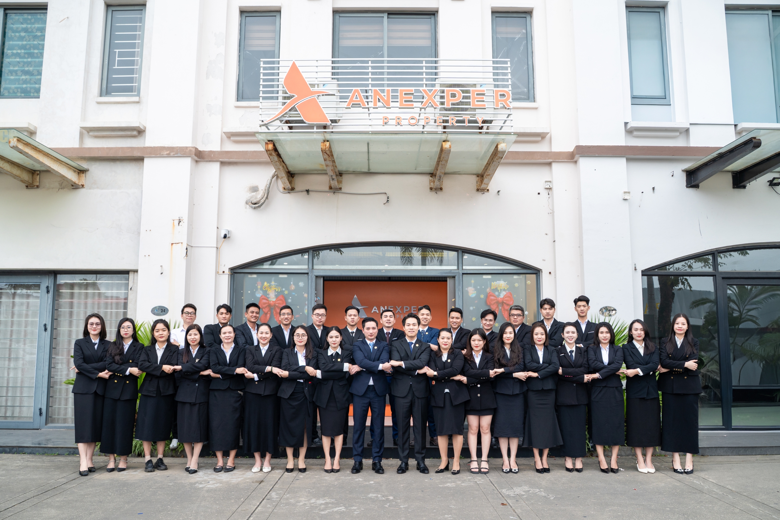 Đội ngũ Anexper